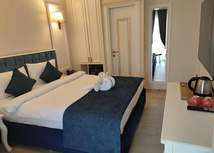 Galata Hotell 3*