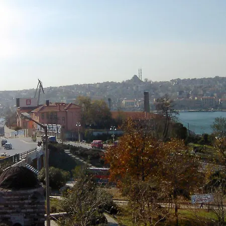 Galata Szálloda 3*