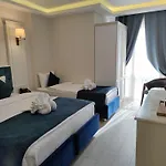 Galata Szálloda 3*